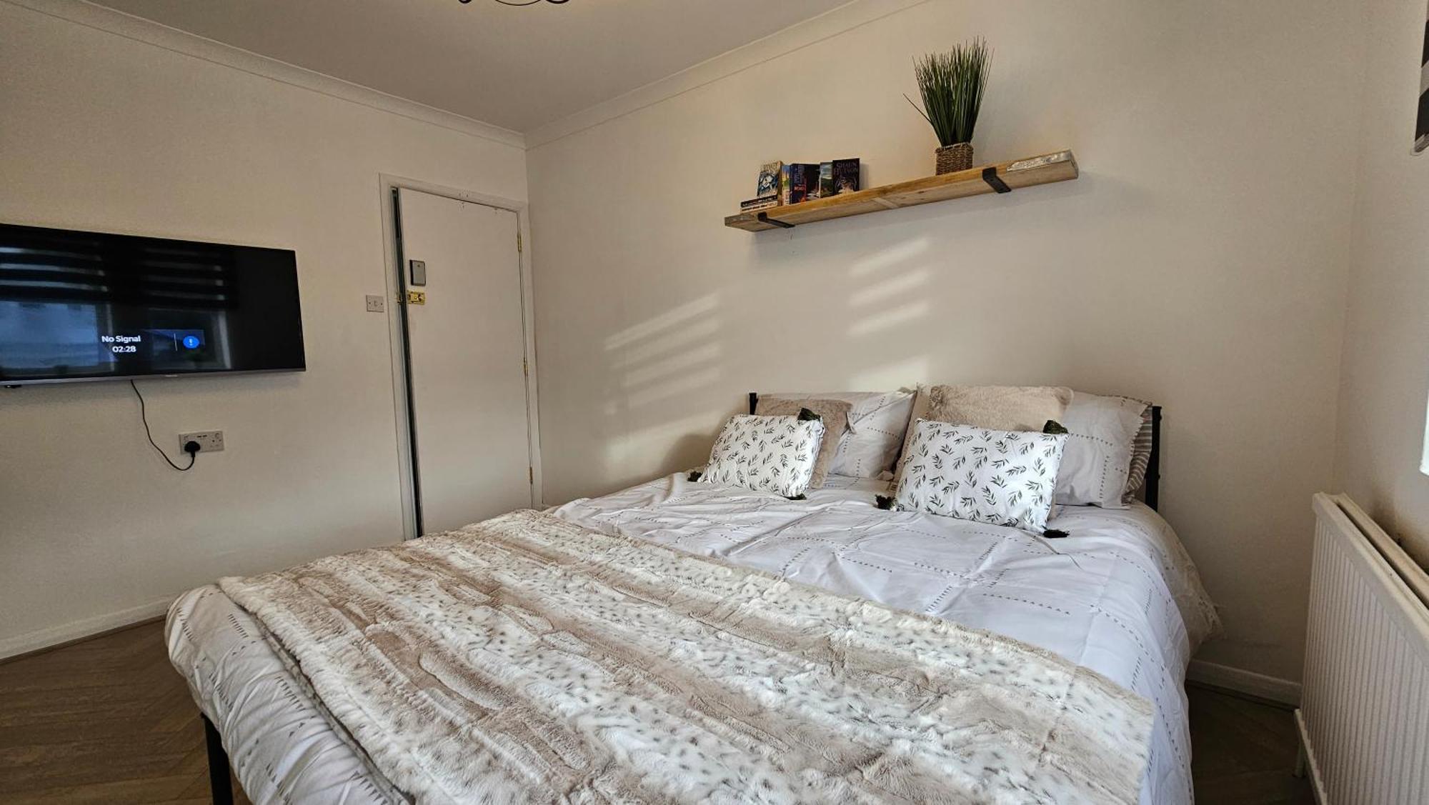 Newly Renovated Studios & Ensuite Rooms! - Camberwell Londra Dış mekan fotoğraf
