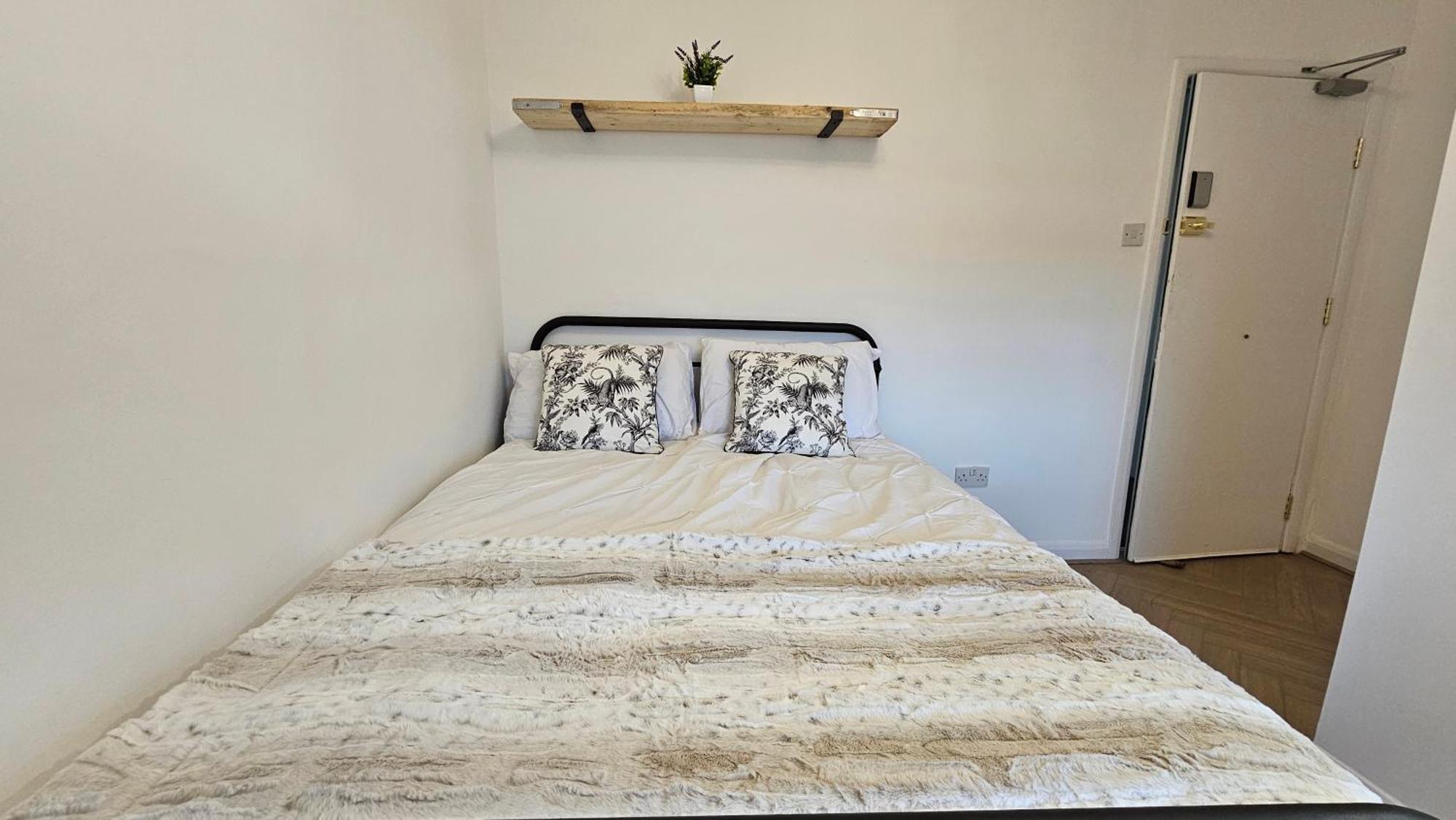 Newly Renovated Studios & Ensuite Rooms! - Camberwell Londra Dış mekan fotoğraf